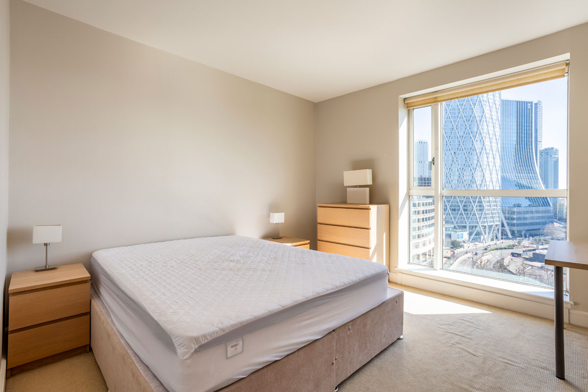111 Berkeley Tower Canary Wharf London E14 8RP