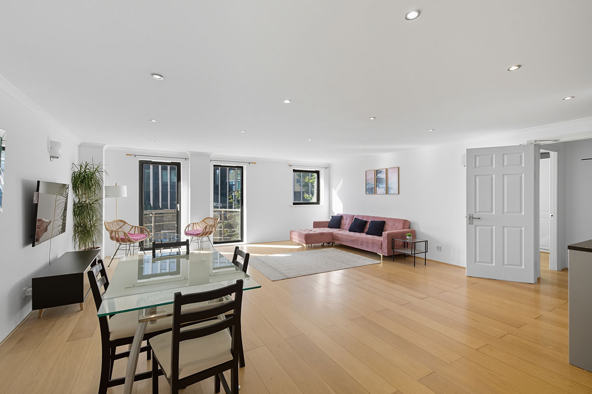 Meridian Place London E149FF Living Room